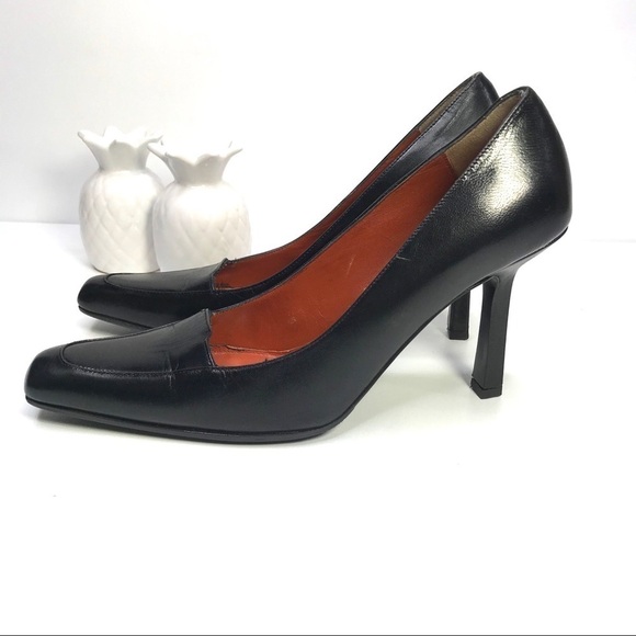 BCBGB Classic Heels. Gorgeous. Leg Lengthening 9B - Picture 1 of 8